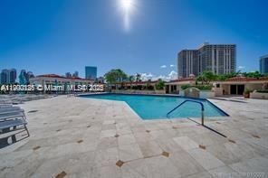 For Sale: $665,000 (2 beds, 2 baths, 1600 Square Feet)