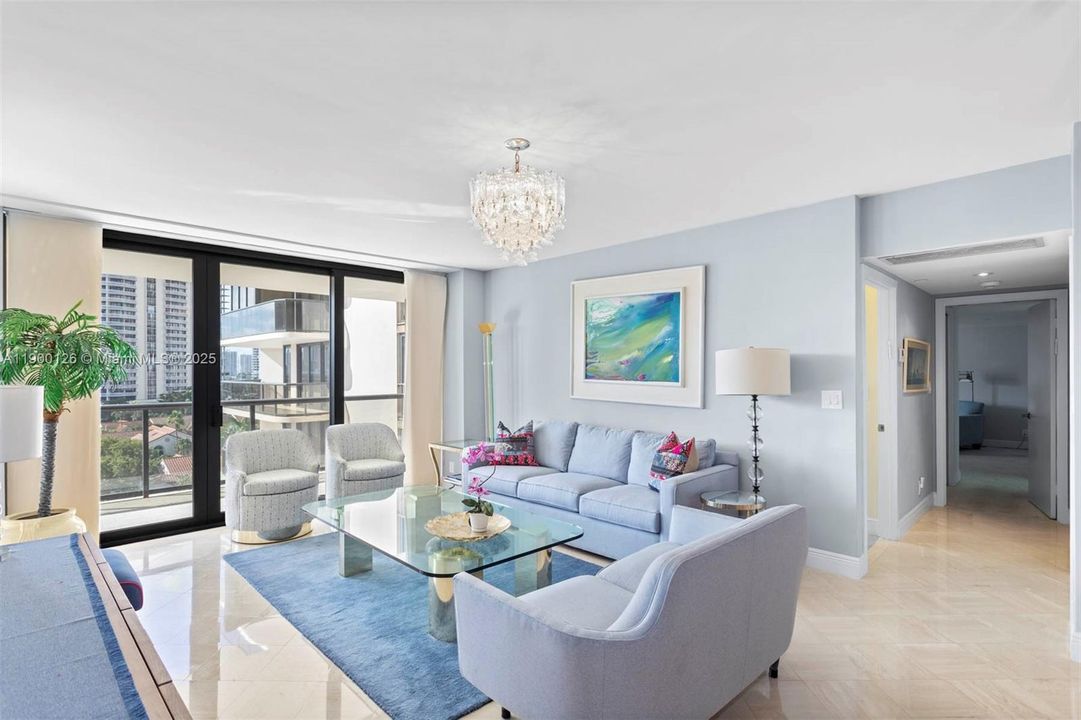 For Sale: $665,000 (2 beds, 2 baths, 1600 Square Feet)