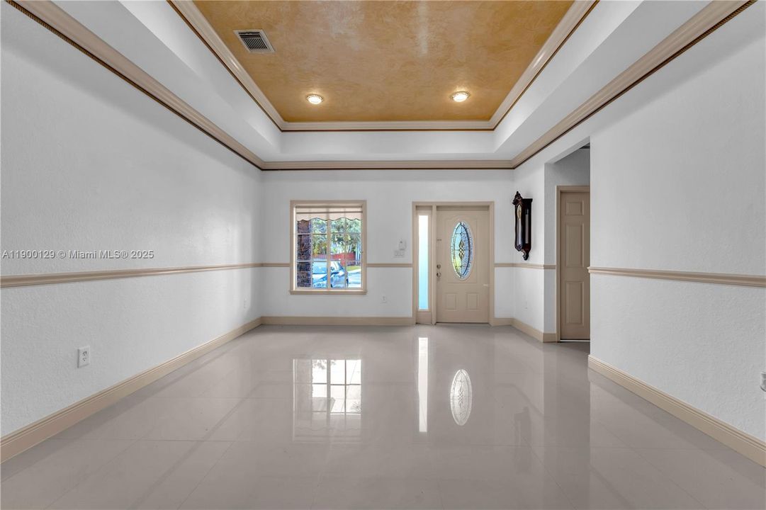 待售: $540,000 (4 贝兹, 3 浴室, 1857 平方英尺)