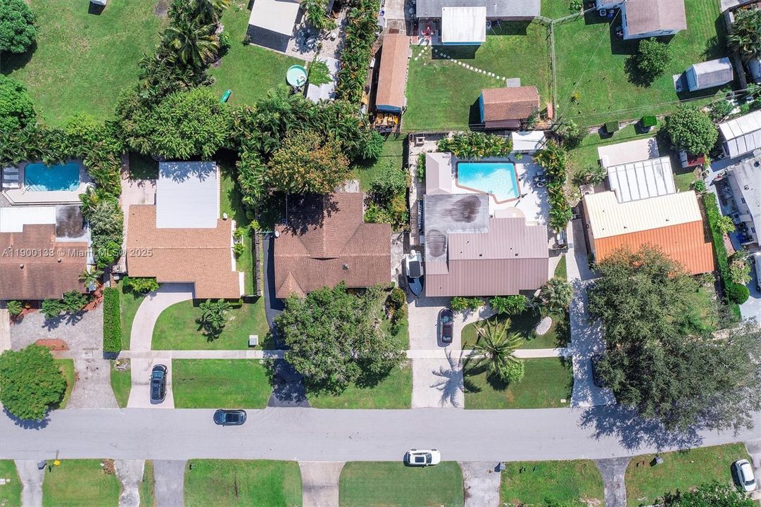 Activo con contrato: $465,000 (3 camas, 2 baños, 1278 Pies cuadrados)