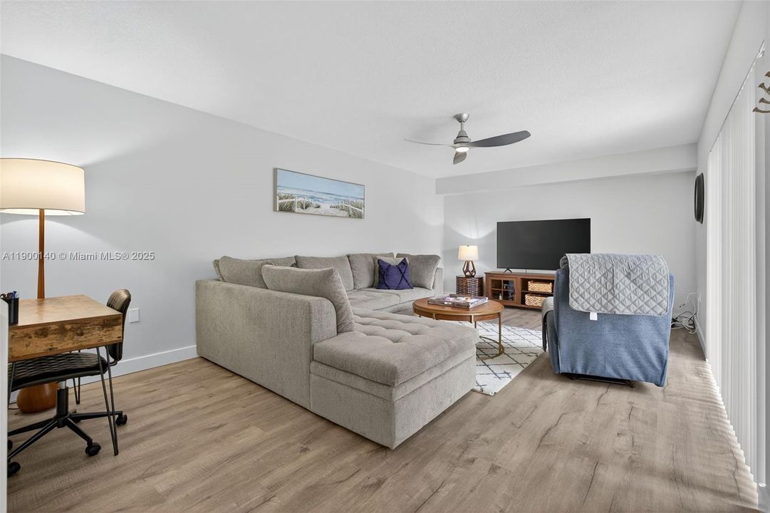 For Rent: $6,000 (2 beds, 2 baths, 1236 Square Feet)