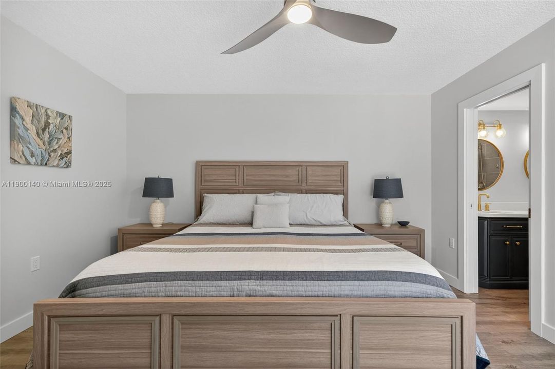 For Rent: $6,000 (2 beds, 2 baths, 1236 Square Feet)