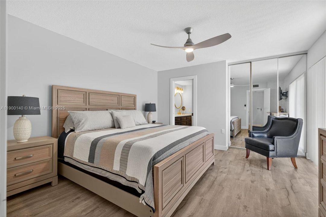 For Rent: $6,000 (2 beds, 2 baths, 1236 Square Feet)