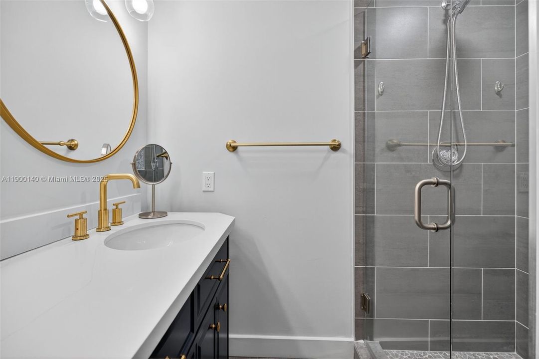 For Rent: $6,000 (2 beds, 2 baths, 1236 Square Feet)