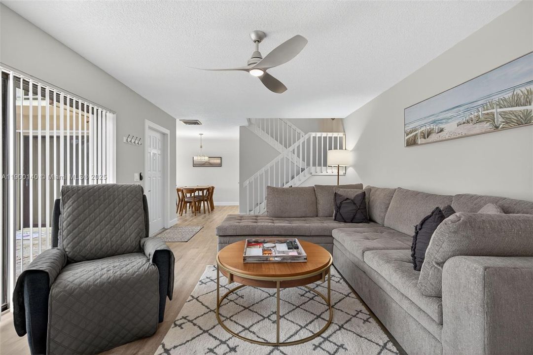 For Rent: $6,000 (2 beds, 2 baths, 1236 Square Feet)