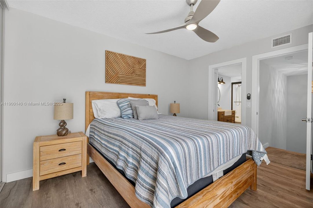 For Rent: $6,000 (2 beds, 2 baths, 1236 Square Feet)