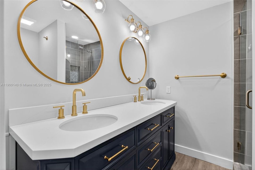 For Rent: $6,000 (2 beds, 2 baths, 1236 Square Feet)