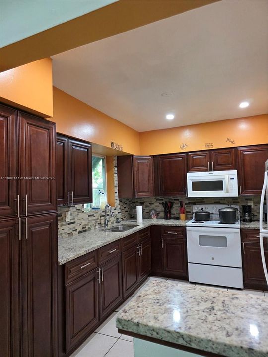 Active With Contract: $524,900 (4 beds, 2 baths, 1403 Square Feet)