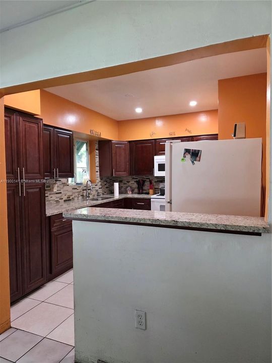 Active With Contract: $524,900 (4 beds, 2 baths, 1403 Square Feet)