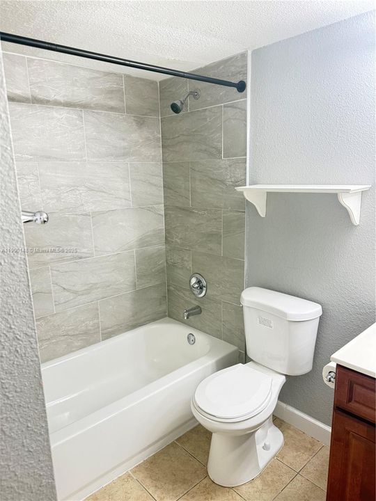 最近租的: $2,200 (2 贝兹, 2 浴室, 1029 平方英尺)