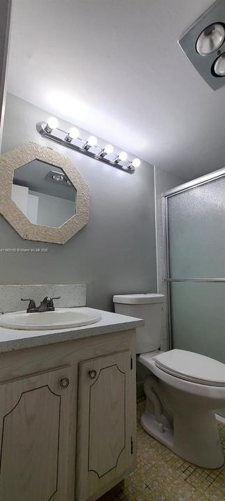 For Rent: $1,400 (1 beds, 1 baths, 615 Square Feet)