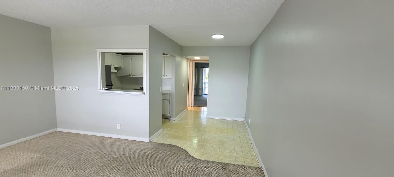For Rent: $1,400 (1 beds, 1 baths, 615 Square Feet)