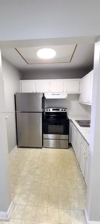 For Rent: $1,400 (1 beds, 1 baths, 615 Square Feet)