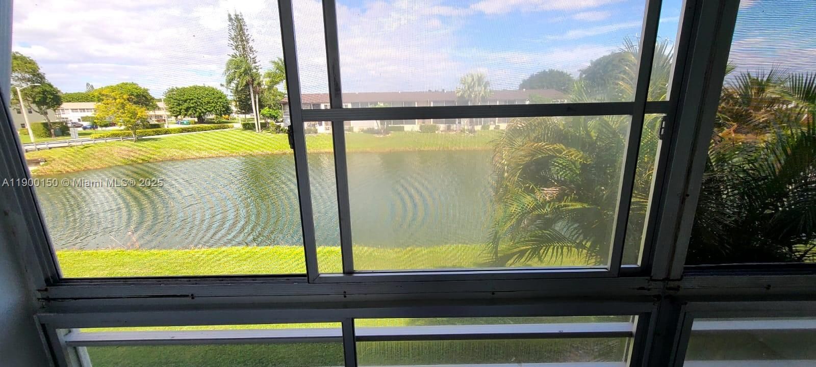 For Rent: $1,400 (1 beds, 1 baths, 615 Square Feet)