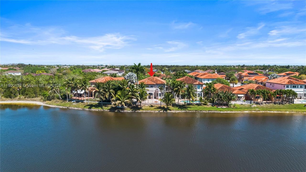 For Rent: $5,500 (5 beds, 4 baths, 3137 Square Feet)