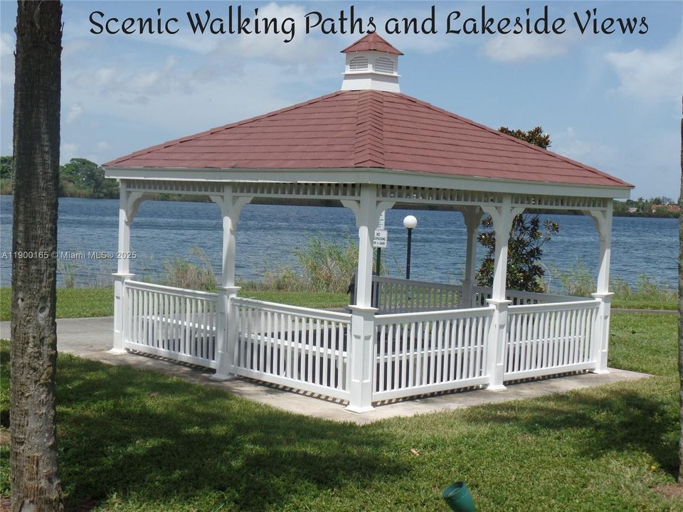 Под контрактом: $2,050 (2 спален, 2 ванн, 981 Квадратных фут)