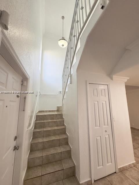 Active With Contract: $2,800 (3 beds, 3 baths, 0 Square Feet)