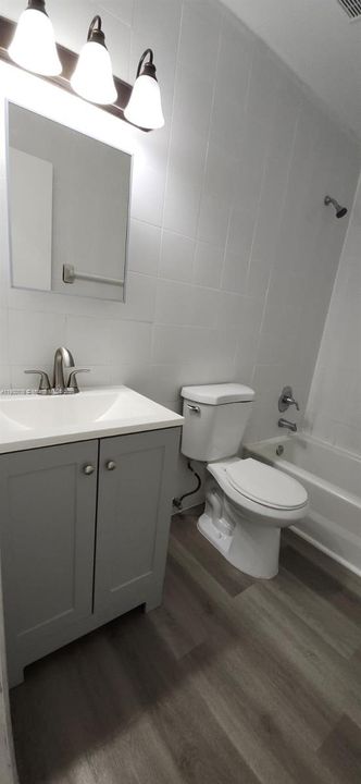 En Venta: $389,000 (3 camas, 2 baños, 1458 Pies cuadrados)