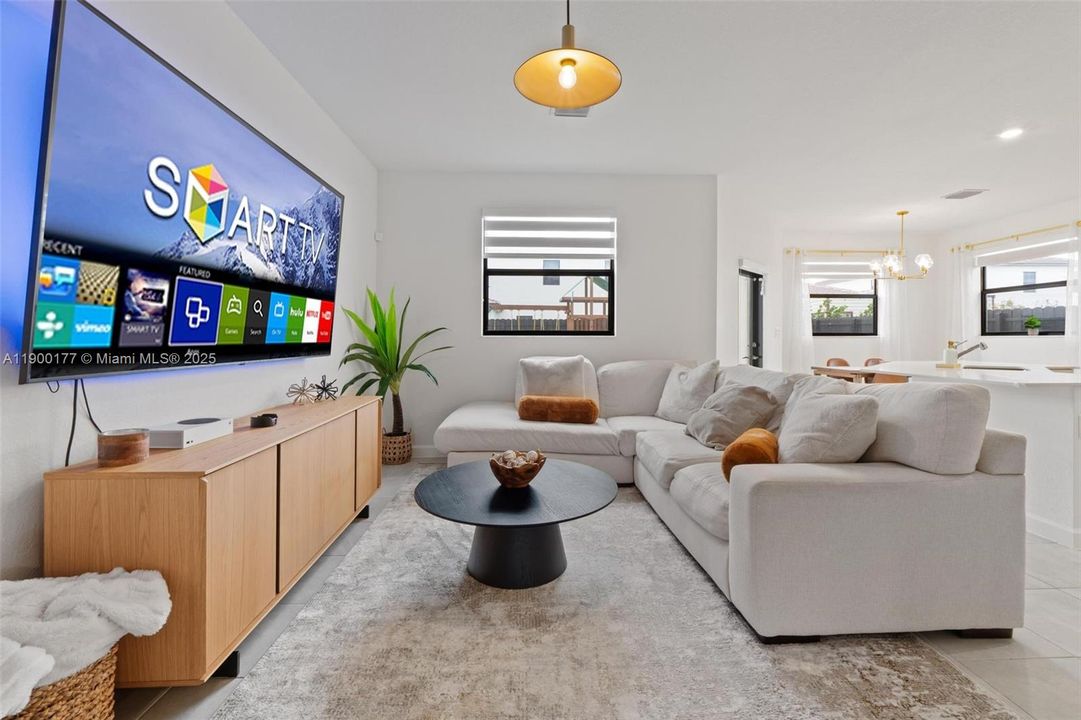 For Sale: $795,000 (5 beds, 3 baths, 3252 Square Feet)