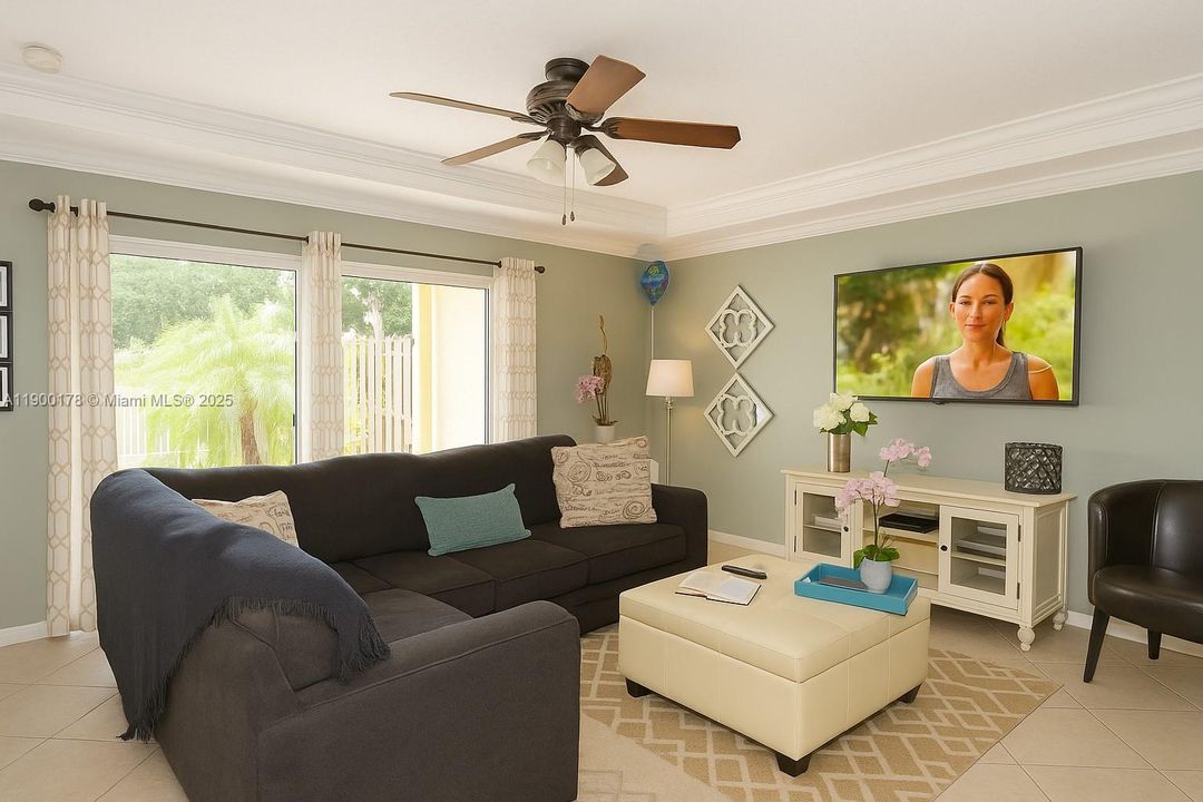 Recientemente alquilado: $3,500 (3 camas, 2 baños, 1909 Pies cuadrados)