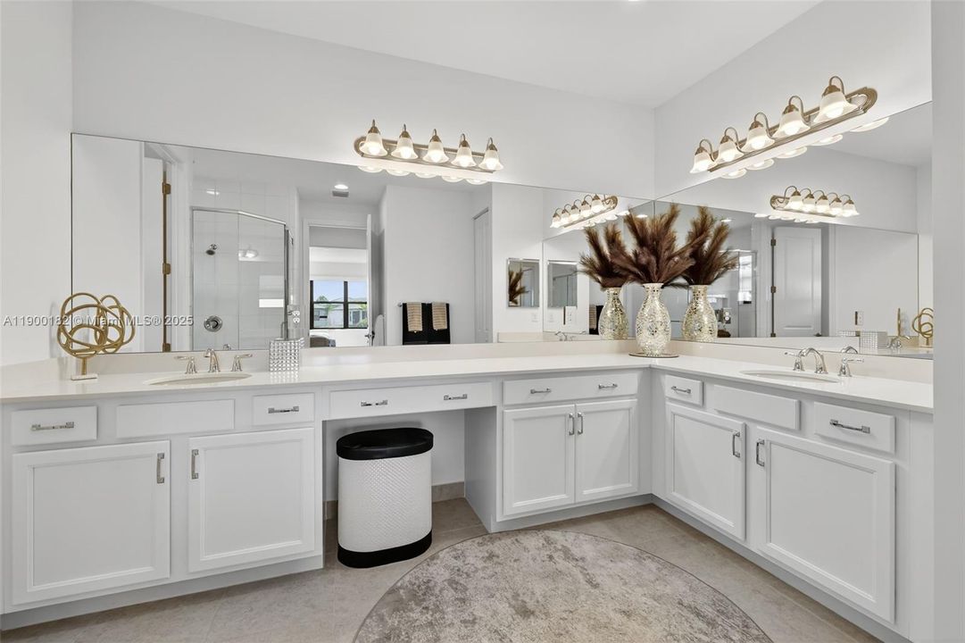 For Sale: $639,000 (3 beds, 2 baths, 2254 Square Feet)