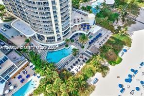 For Sale: $1,195,000 (3 beds, 3 baths, 1860 Square Feet)