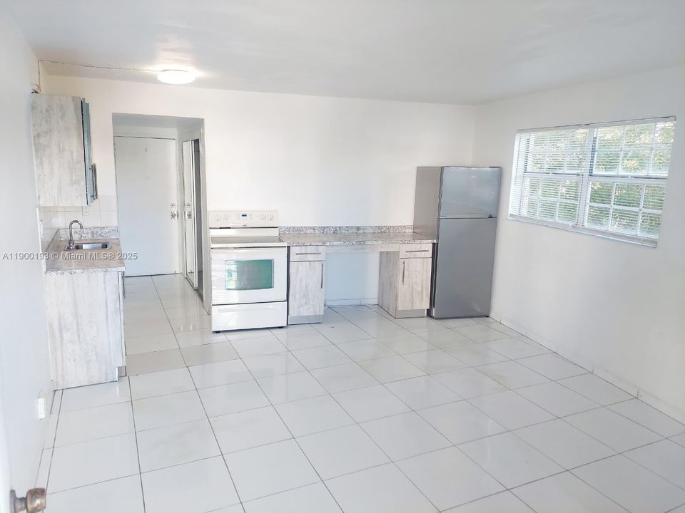 For Rent: $1,550 (0 beds, 1 baths, 0 Square Feet)