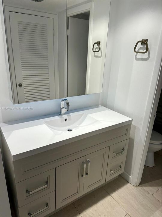 最近租的: $2,600 (1 贝兹, 1 浴室, 1063 平方英尺)