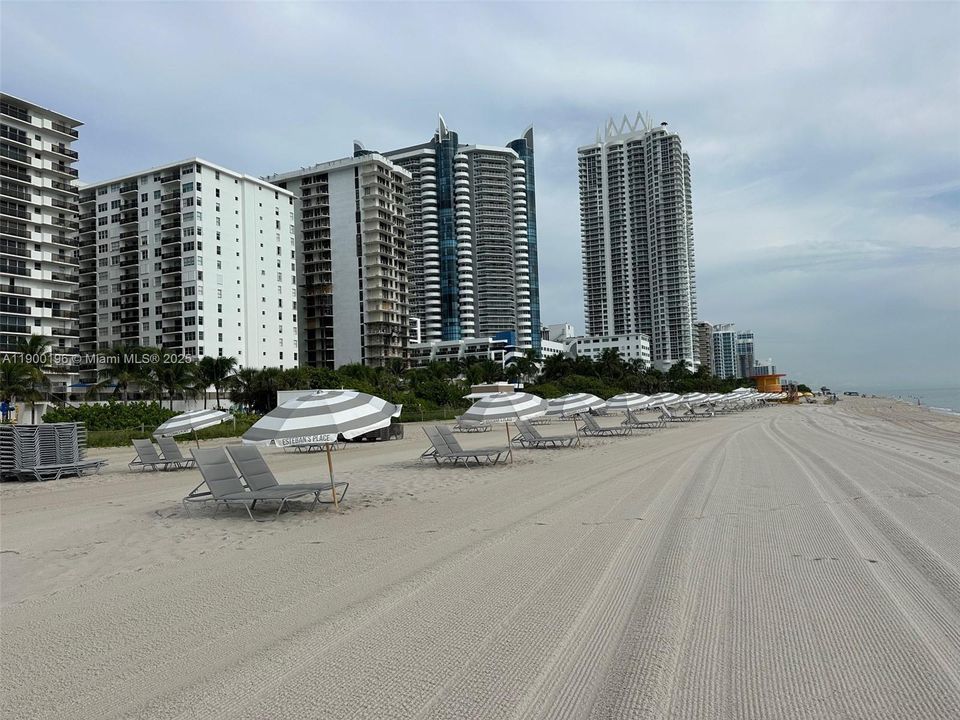 最近租的: $2,600 (1 贝兹, 1 浴室, 1063 平方英尺)