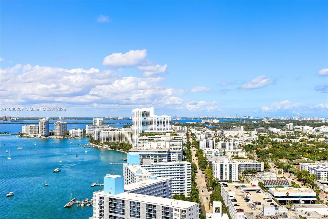 En Venta: $1,395,000 (2 camas, 2 baños, 1456 Pies cuadrados)