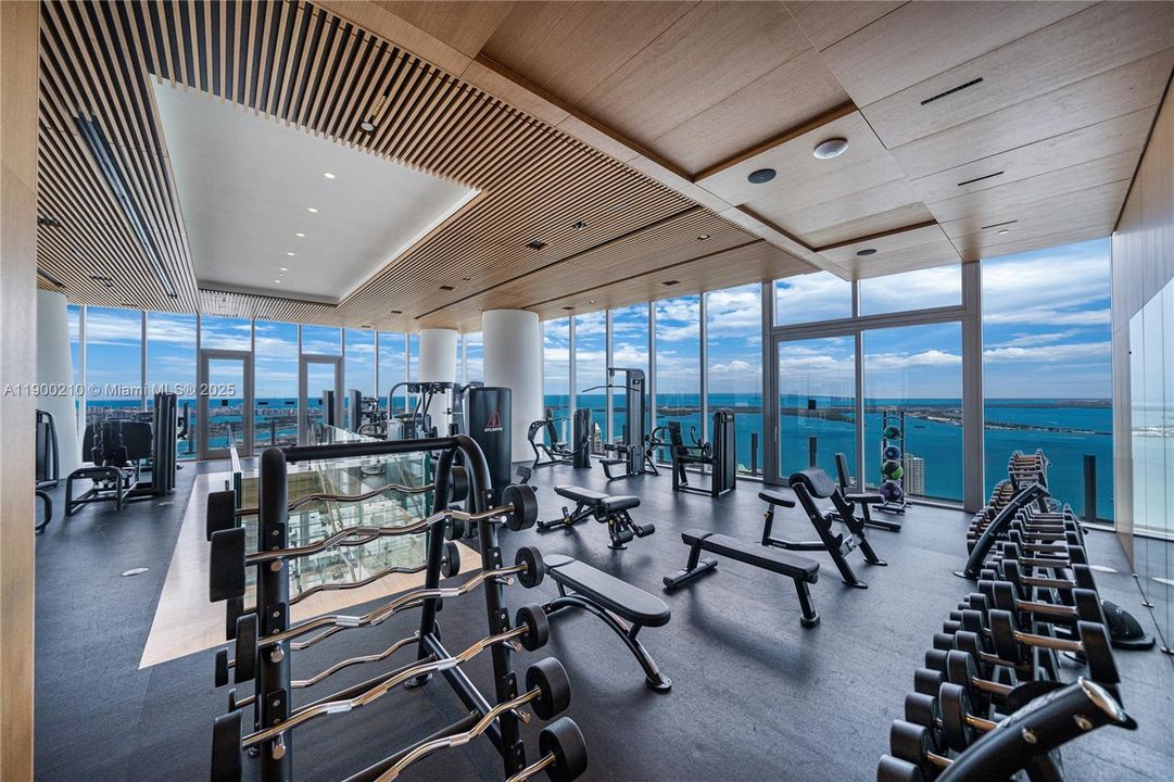 For Rent: $12,750 (2 beds, 2 baths, 1578 Square Feet)