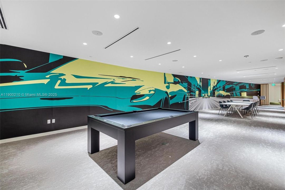 For Rent: $12,750 (2 beds, 2 baths, 1578 Square Feet)