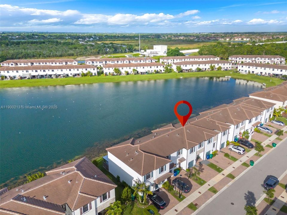 待售: $469,000 (3 贝兹, 2 浴室, 1832 平方英尺)