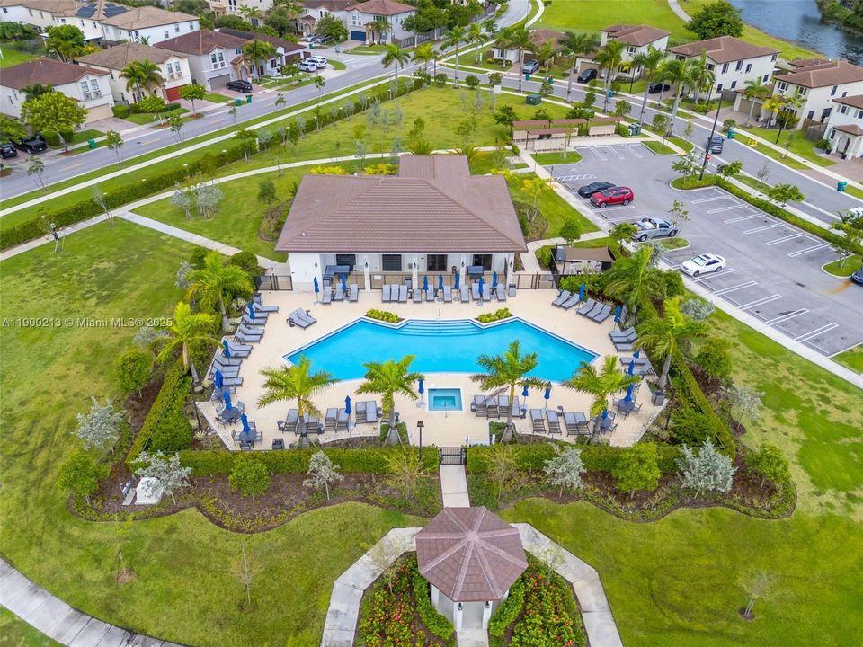 待售: $469,000 (3 贝兹, 2 浴室, 1832 平方英尺)