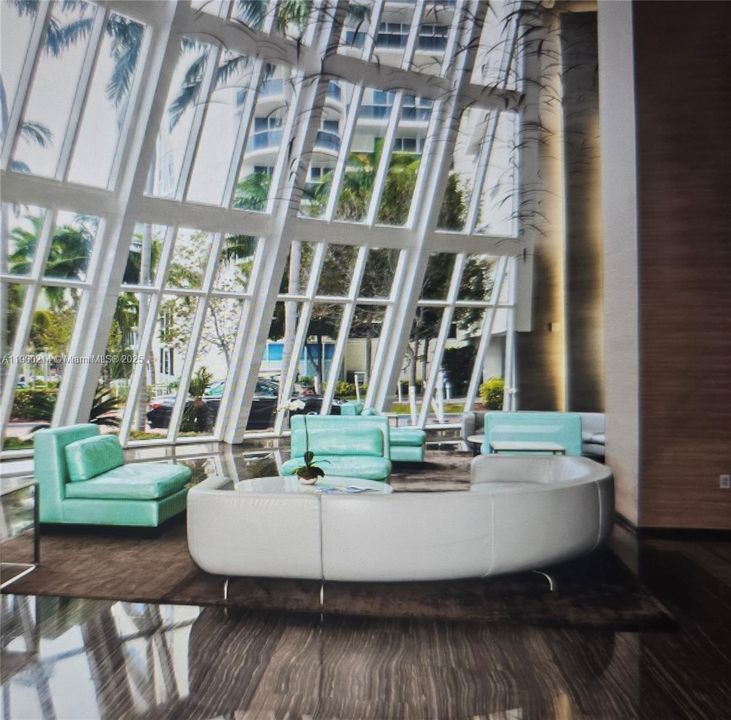 Active With Contract: $3,450 (2 beds, 1 baths, 1086 Square Feet)