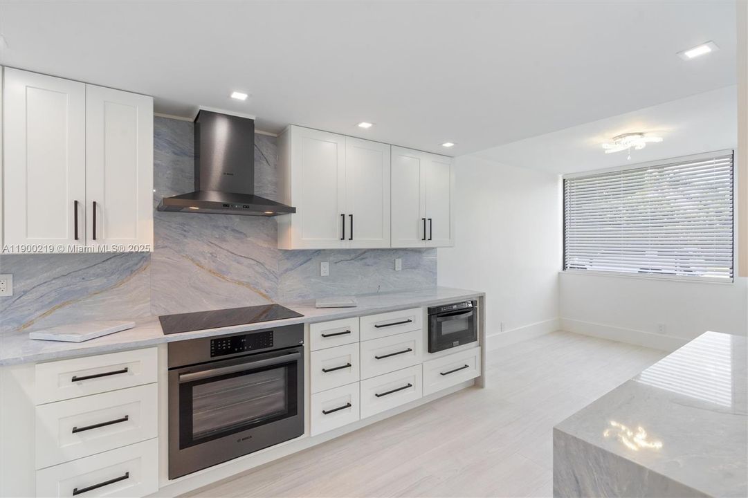 En Venta: $1,369,000 (2 camas, 2 baños, 1904 Pies cuadrados)