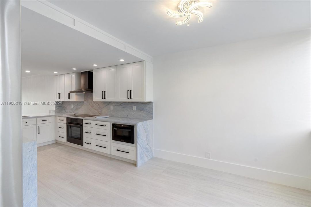 En Venta: $1,369,000 (2 camas, 2 baños, 1904 Pies cuadrados)