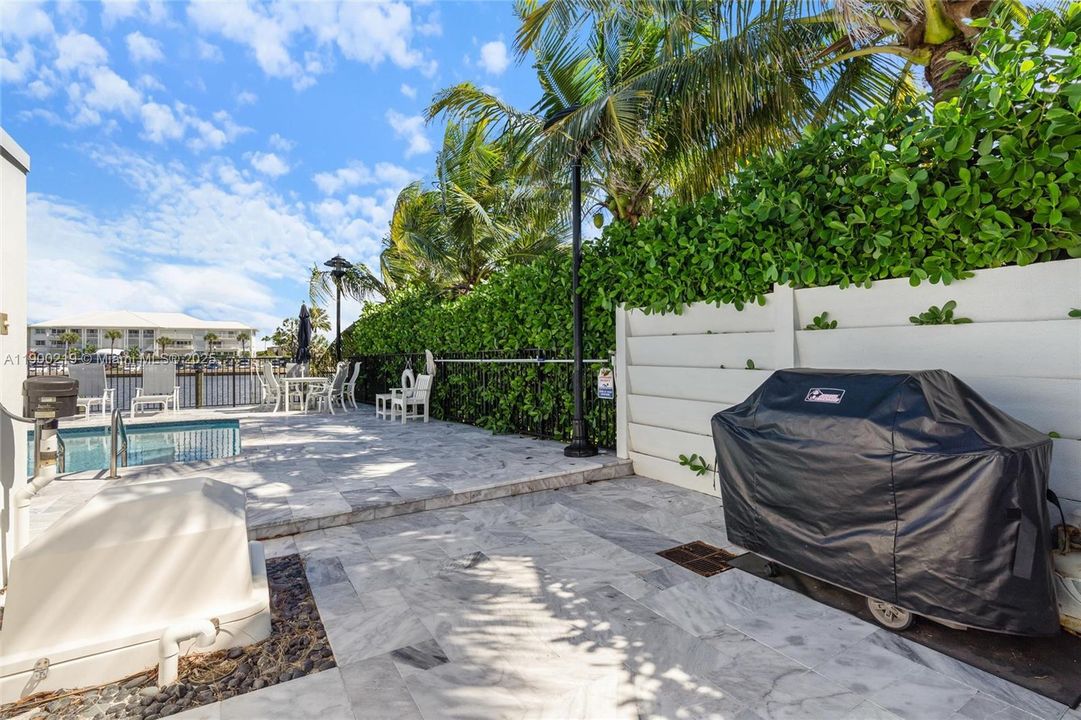 En Venta: $1,369,000 (2 camas, 2 baños, 1904 Pies cuadrados)