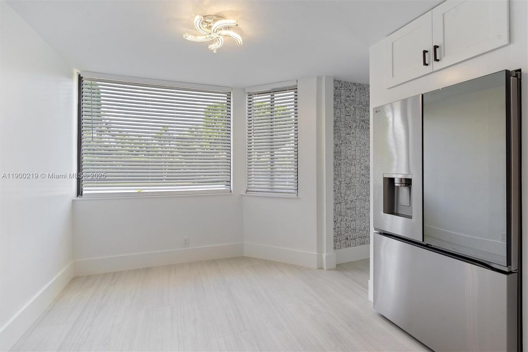 En Venta: $1,369,000 (2 camas, 2 baños, 1904 Pies cuadrados)