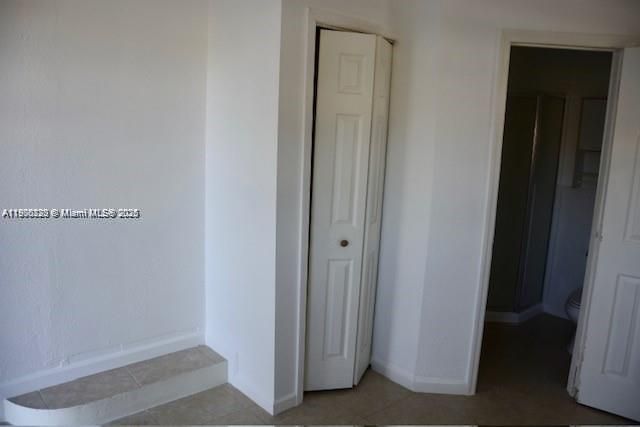 Recently Rented: $1,200 (0 beds, 1 baths, 1793 Square Feet)