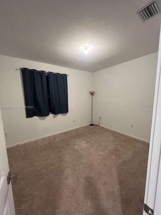 For Sale: $358,000 (2 beds, 2 baths, 1208 Square Feet)