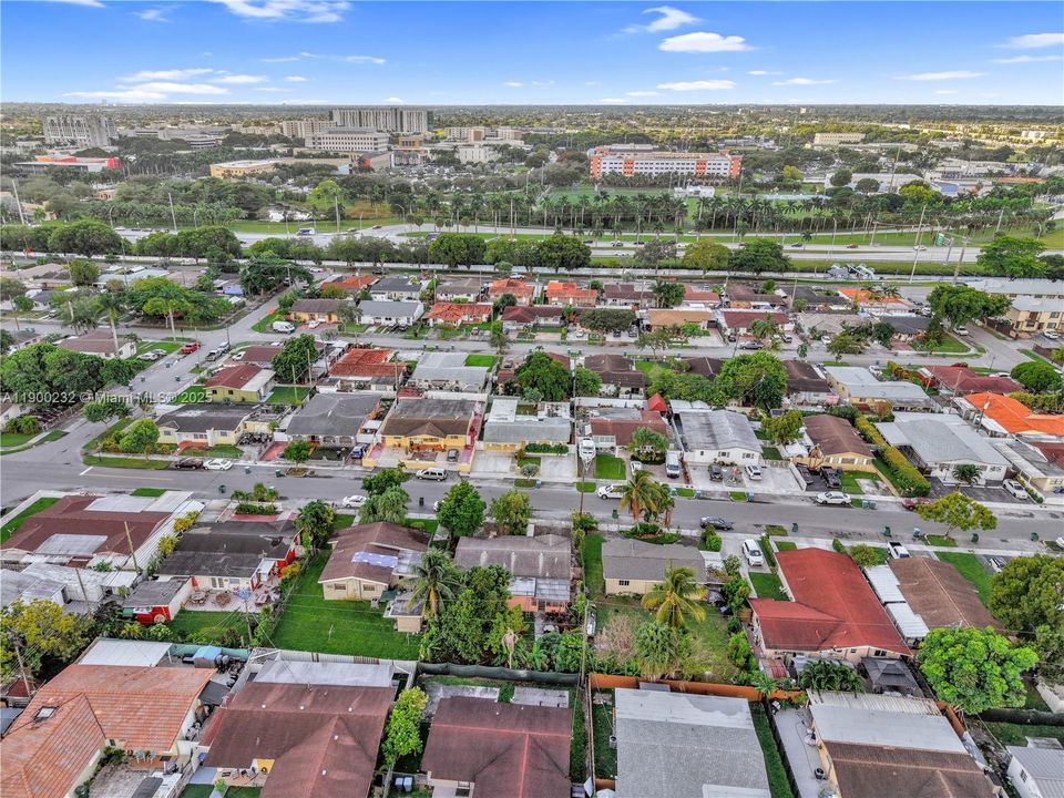 Recently Sold: $435,000 (3 beds, 2 baths, 1670 Square Feet)