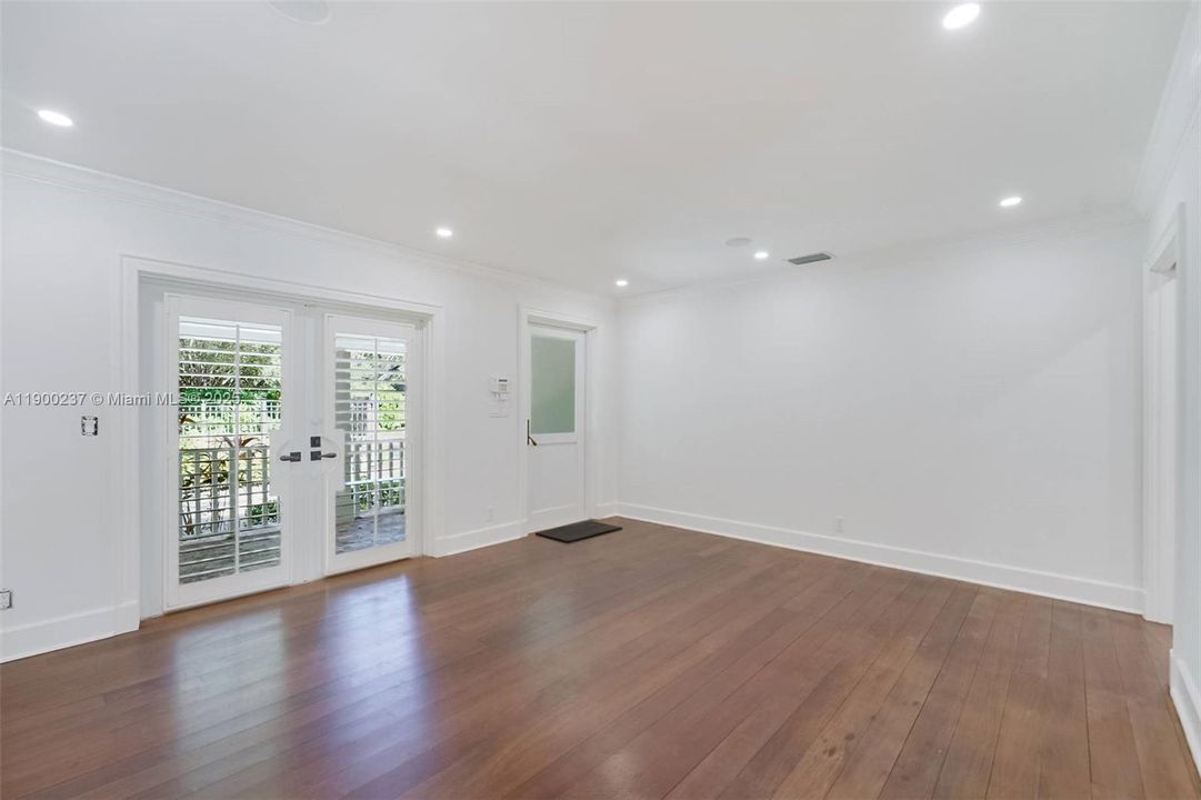 Activo con contrato: $3,900,000 (3 camas, 2 baños, 1882 Pies cuadrados)