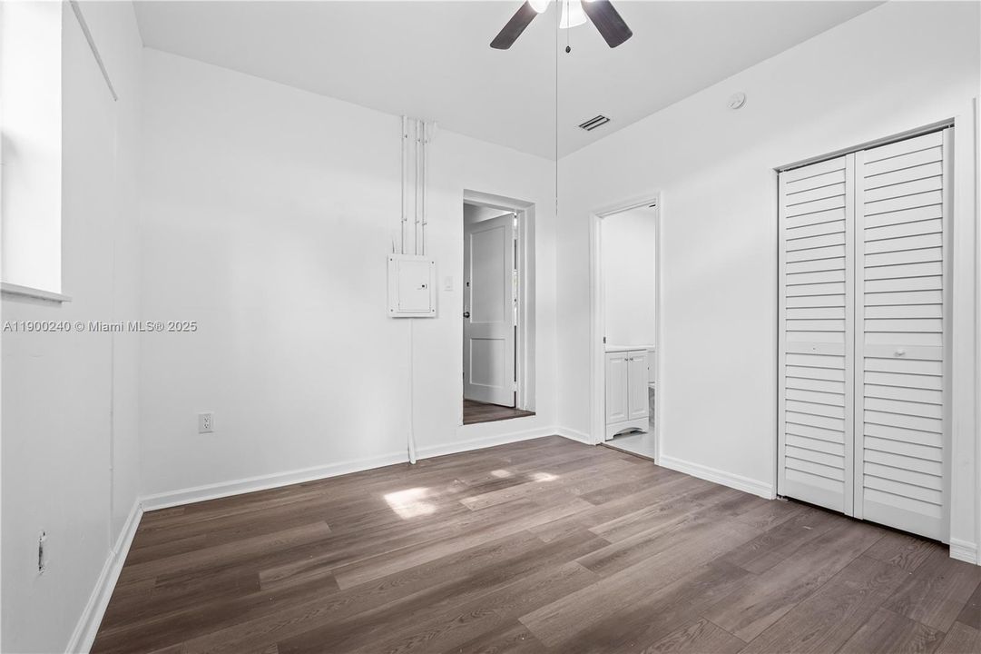 Recently Rented: $2,150 (2 beds, 2 baths, 1325 Square Feet)