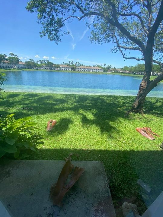 For Sale: $239,000 (3 beds, 2 baths, 1099 Square Feet)