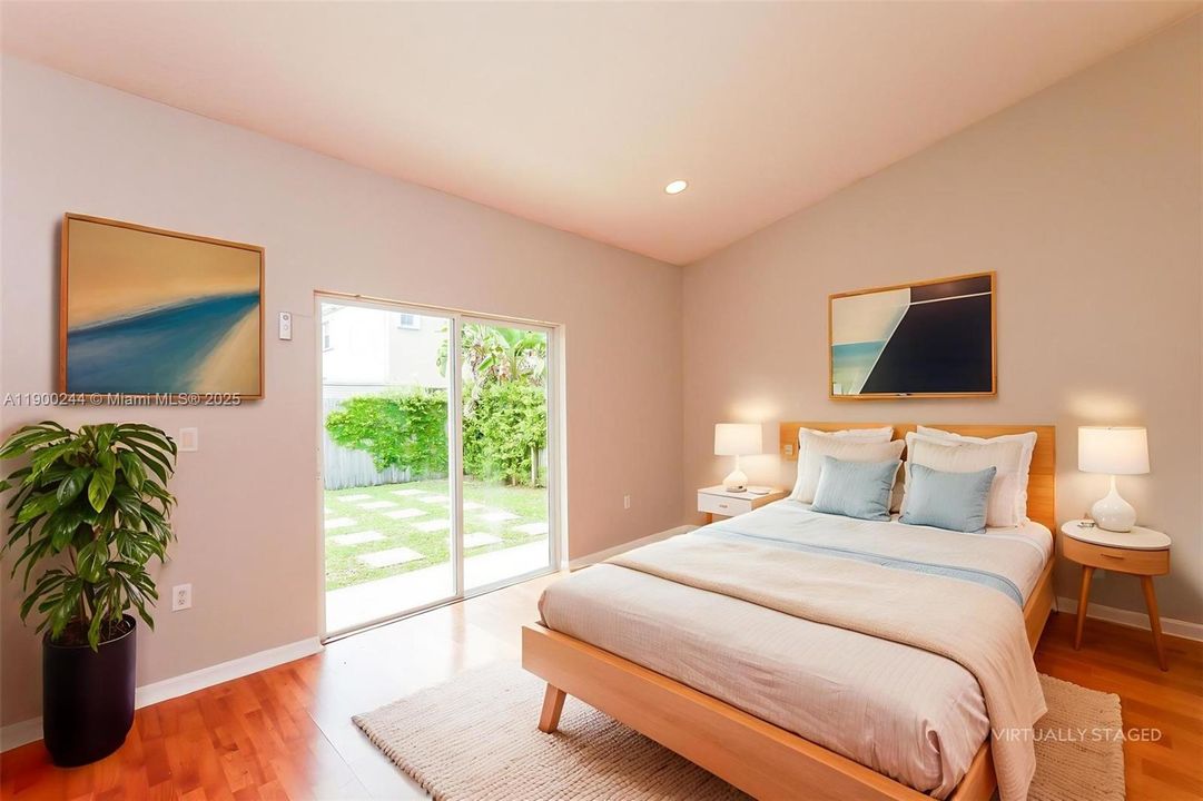 Recently Rented: $2,985 (3 beds, 2 baths, 1693 Square Feet)