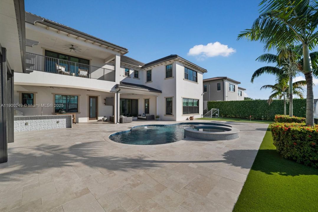 En Venta: $2,650,000 (6 camas, 7 baños, 5322 Pies cuadrados)