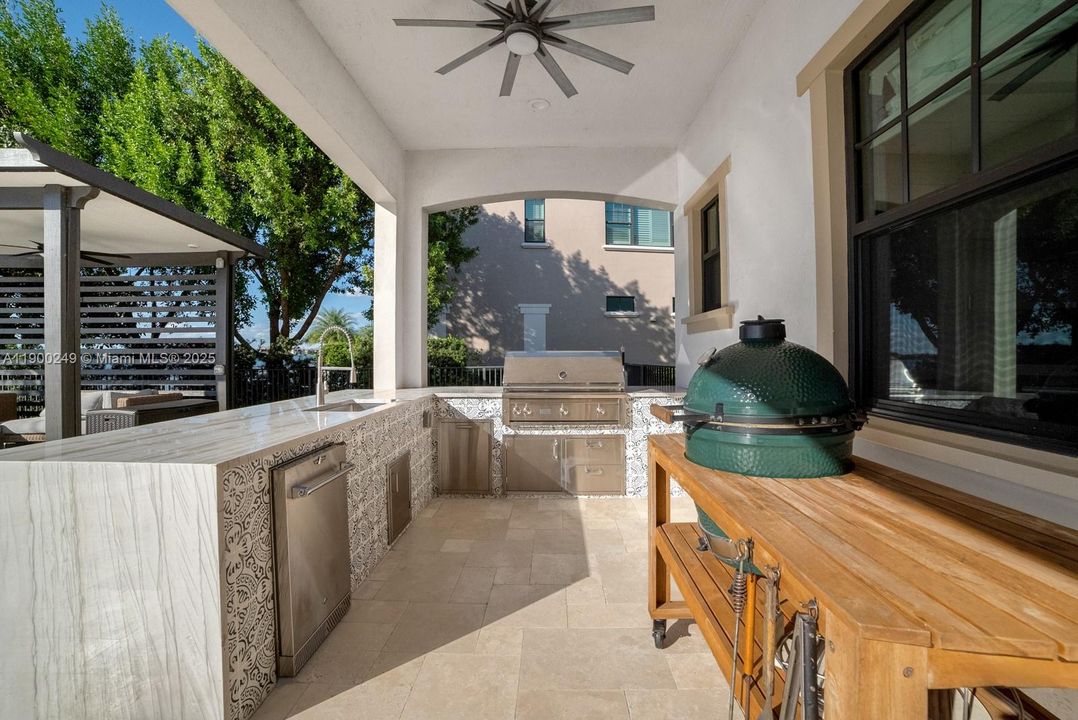 En Venta: $2,650,000 (6 camas, 7 baños, 5322 Pies cuadrados)