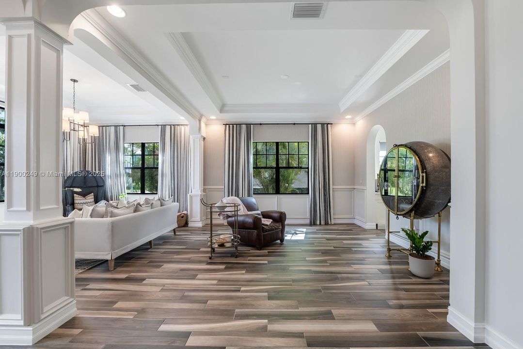 En Venta: $2,650,000 (6 camas, 7 baños, 5322 Pies cuadrados)