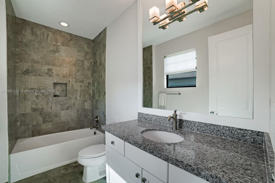 En Venta: $2,650,000 (6 camas, 7 baños, 5322 Pies cuadrados)